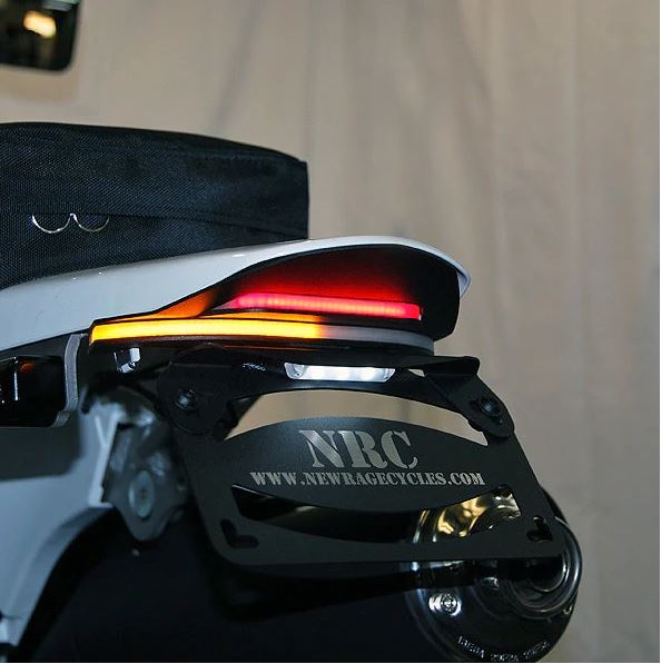 NRC製 DRZ400 ウインカー内蔵フェンダーレス｜AxxL