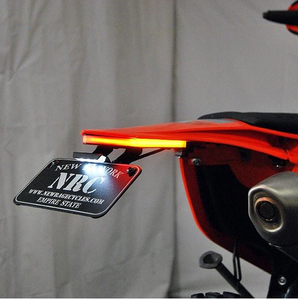 NRC製 KTM 250/350/400/450 EXC-F ウインカー内蔵フェンダーレス｜AxxL