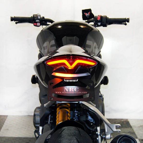 NRC製 スピードトリプル1200 RR/RS ウインカー内蔵