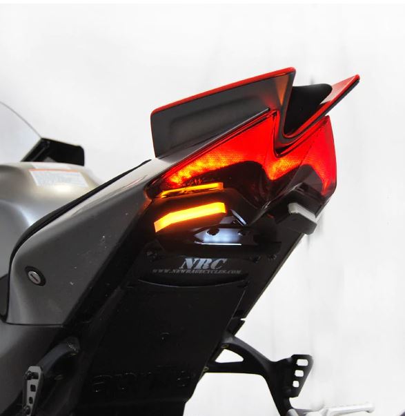 NRC製 APRILIA RSV4 (21-) ウインカー内蔵フェンダーレス｜AxxL