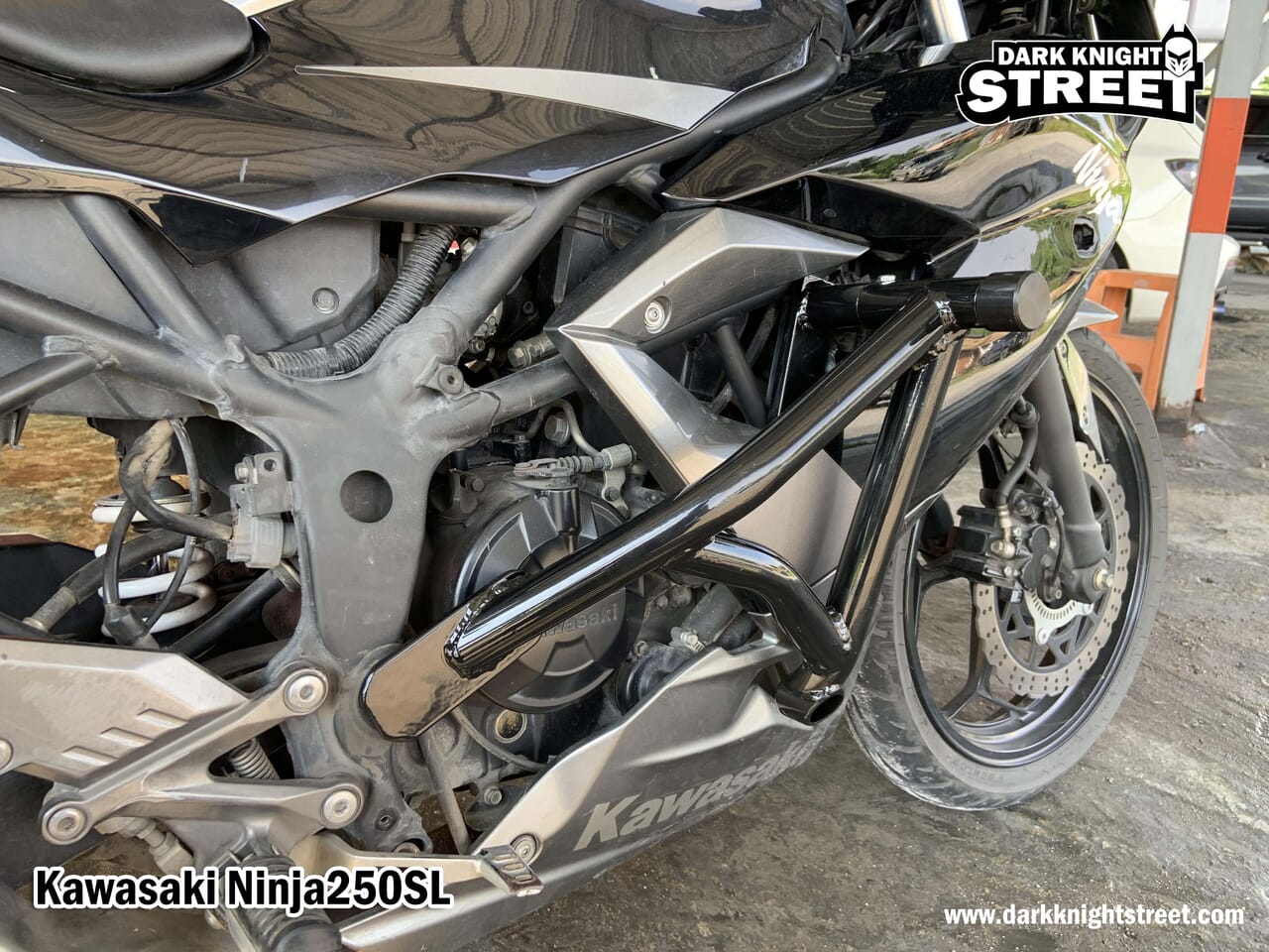 NINJA250SL スタントには必須 スタントケージ｜AxxL