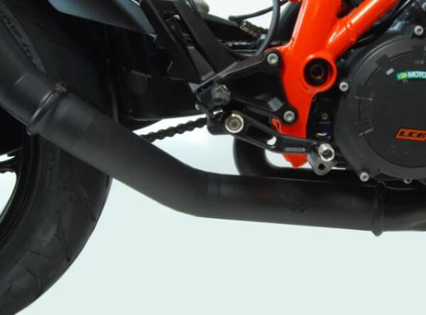 スーパーバイク選手権にも使用 COMPETITION WERKES マフラー｜AxxL