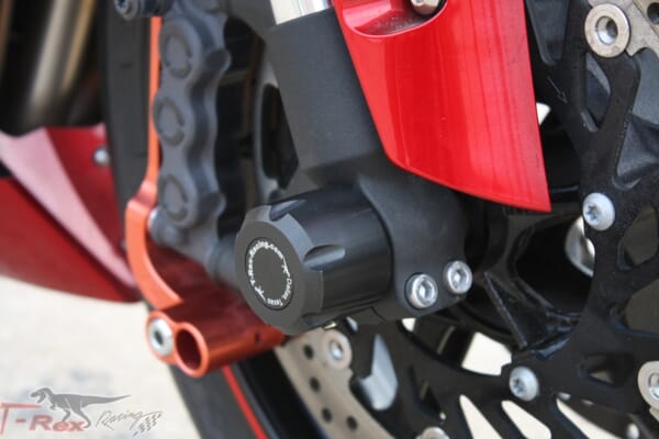 アクスルスライダー FJR1300/YZF-R1/YZF-R6/FZ1｜AxxL