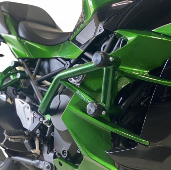 H2/H2R 用 スライダー付 レースアーマーで車体をガード｜AxxL