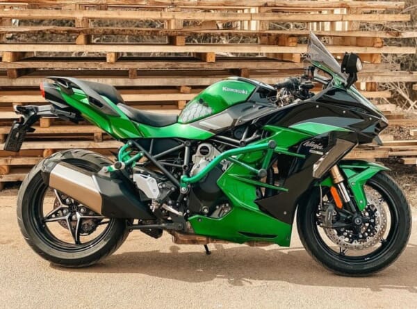 H2/H2R 用 スライダー付 レースアーマーで車体をガード｜AxxL