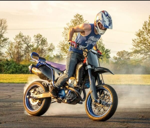 DR-Z400SM- 考え抜いた本気モデルのウィリーバー/サブケージ｜AxxL