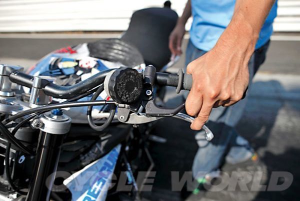 AXXL オリジナル ハンドブレーキ 3点キット AXXL オリジナル ハンドブレーキ 3点キット