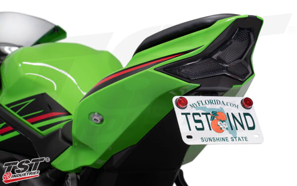 TST Industries ZX-4R ウィンカー内蔵 LEDテールライト