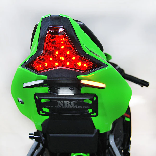 NRC製 ZX-4R 用ウインカー付属 ナンバーイン フェンダーレス｜AxxL
