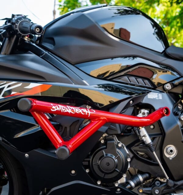 S1000RR\M1000RR デザインが美しい IMPAKTECH スタントケージ｜AxxL