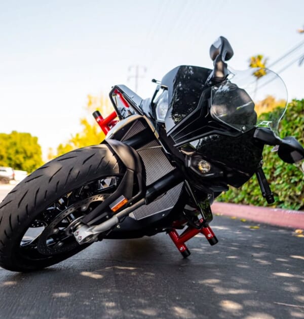 S1000RR\M1000RR デザインが美しい IMPAKTECH スタントケージ｜AxxL
