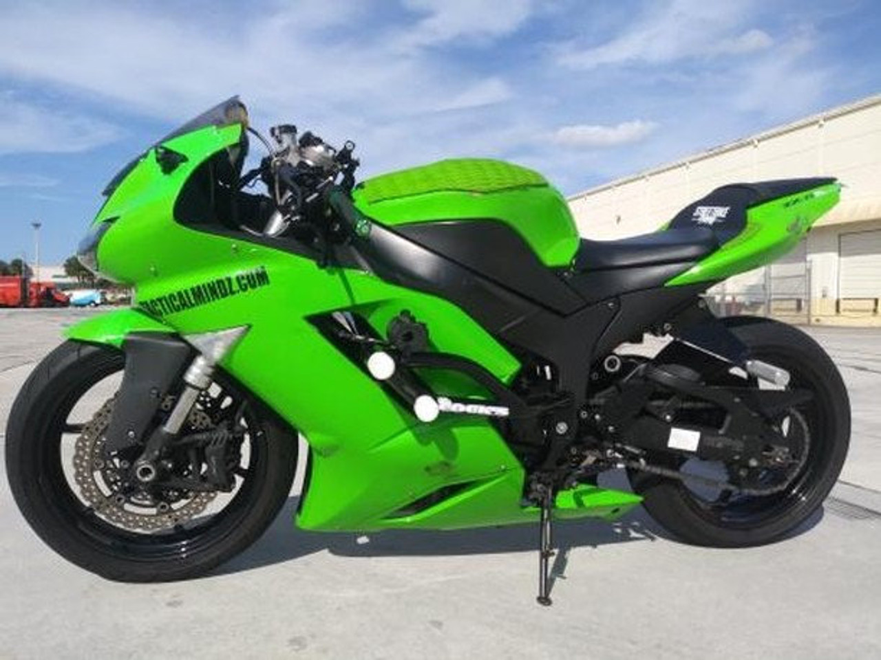 COCK'S ZX6R (07-08) スタントケージ｜AxxL