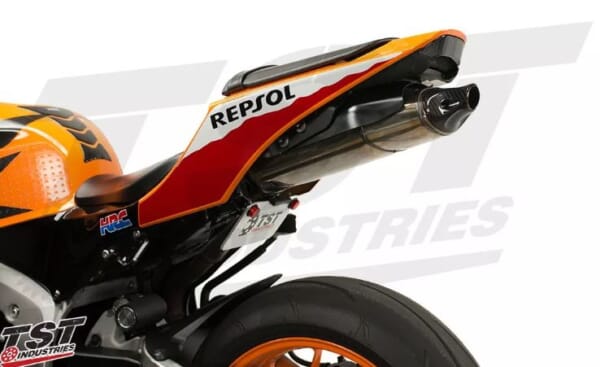 TST CBR600RR(13-) マフラーカーボンチップ｜AxxL