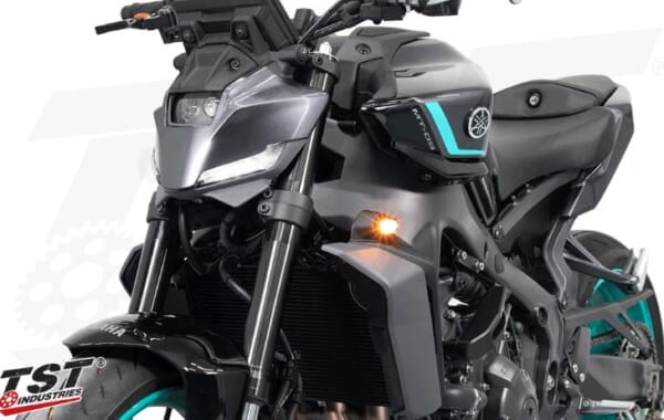 MT-09/MT-07用シンプルでスタイリッシュなLEDフロントウインカー｜AxxL