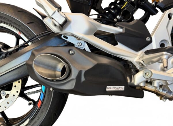 CSRacing製 F900Rアンダーマウント サイド出しマフラー！｜AxxL