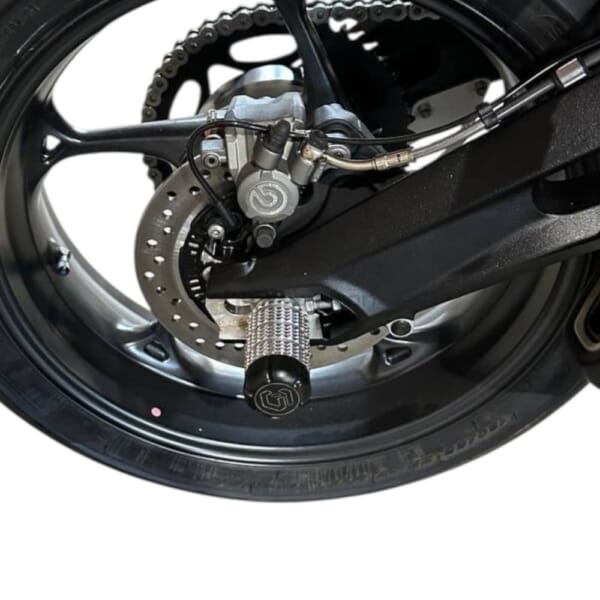 ストリートトリプル765 大型フロントアクスルスライダー｜AxxL