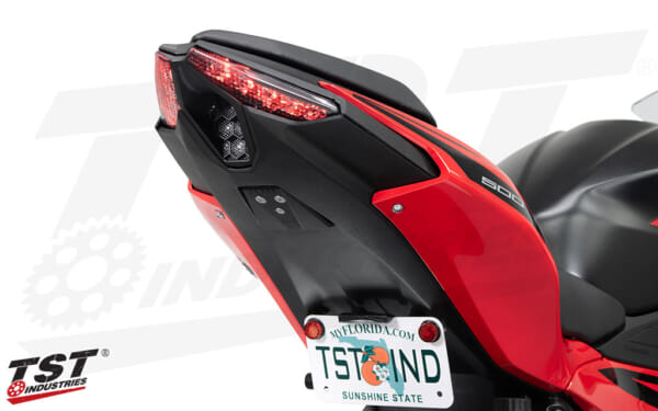TST Industries NINJA500/Z500 ウィンカー内蔵LEDテールライト｜AxxL