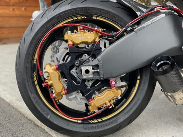 ZX6R (13-26) DIXER PARTS トリプルキャリパーブラケット｜AxxL
