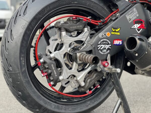 ZX6R (13-26) DIXER PARTS トリプルキャリパーブラケット｜AxxL