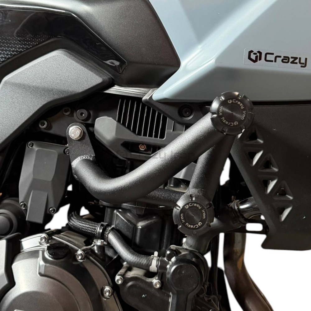 インフィ　クロススライダー GSX-8S スライダー付レースアーマーで車体をガード｜AxxL