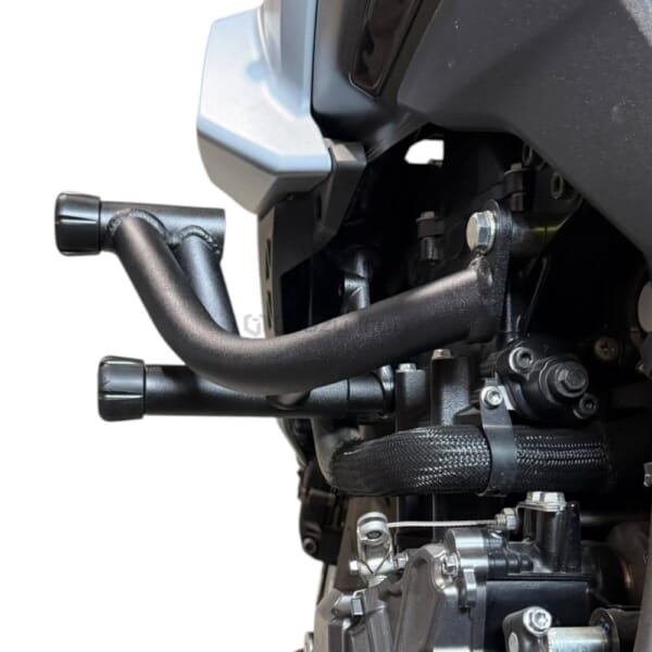 GSX-8S スライダー付レースアーマーで車体をガード｜AxxL
