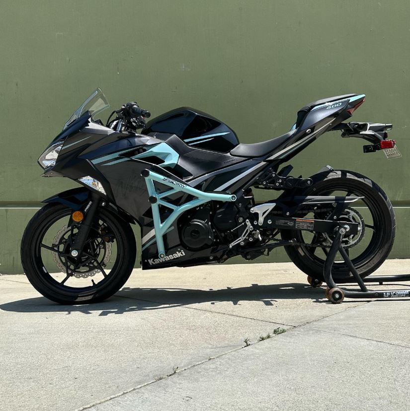 NINJA400 デザインが美しい IMPAKTECH製 スタントケージ｜AxxL